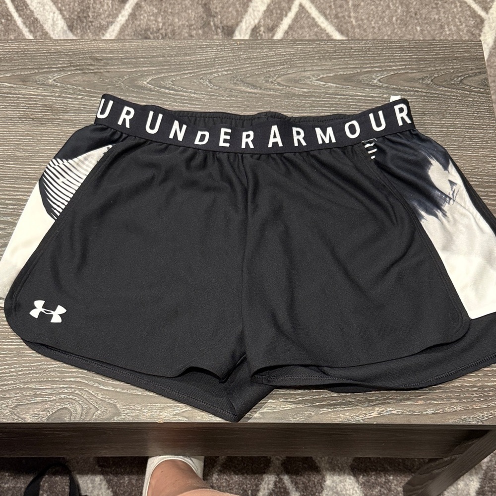 Under Armour Women's Black and White Athletic Shorts